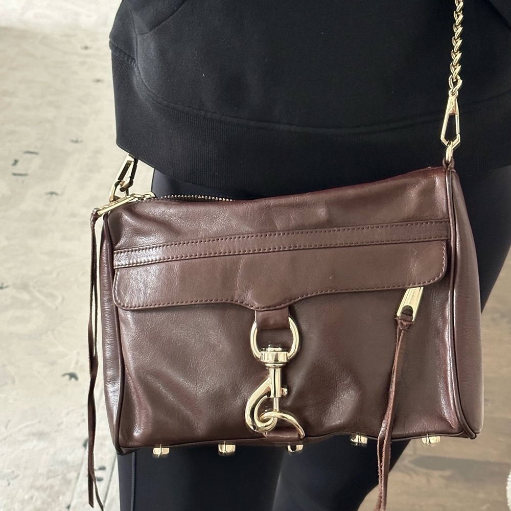 Rebecca Minkoff leather crossbody. Soft leather. Great condition.